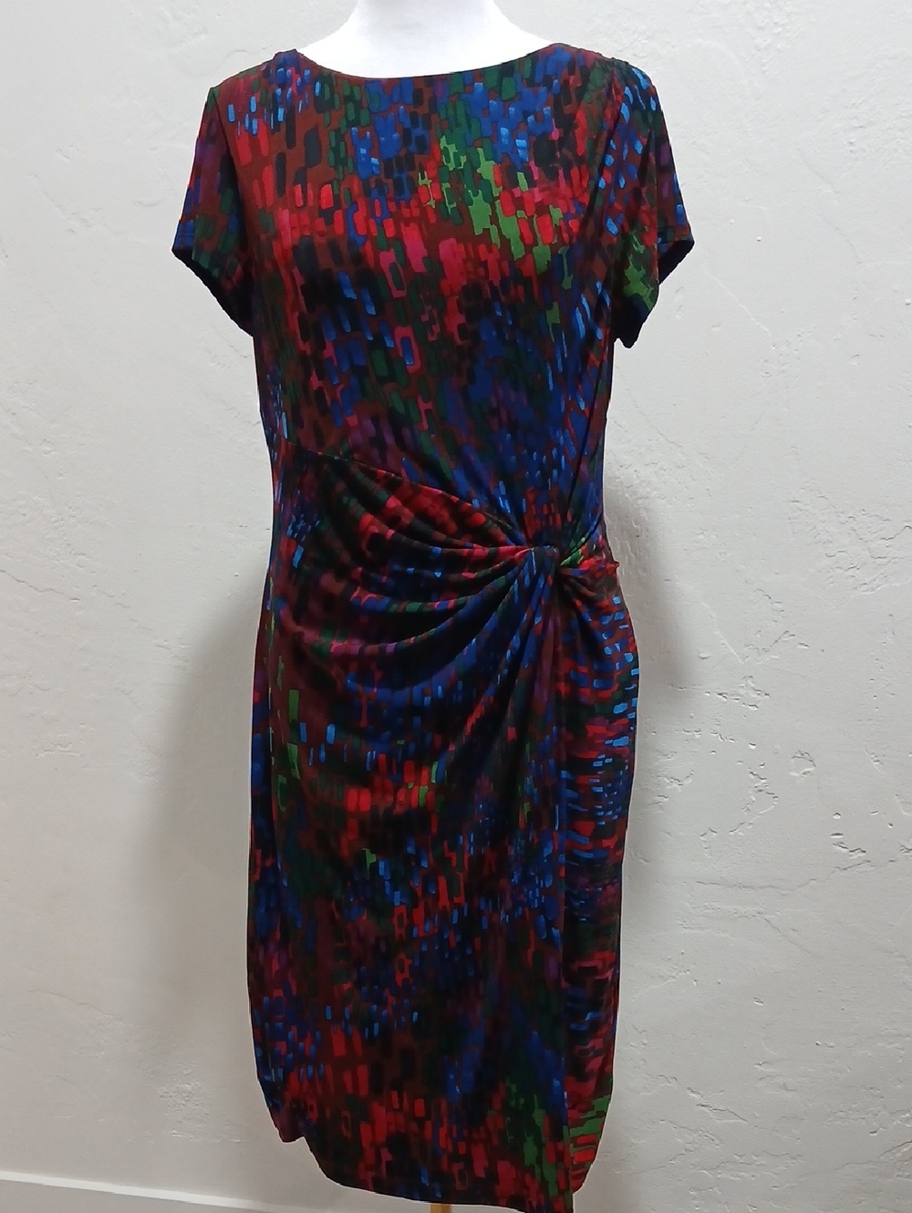 Ellen Tracy Multicolor Abstract Midi Dress in Red, Blue & Green